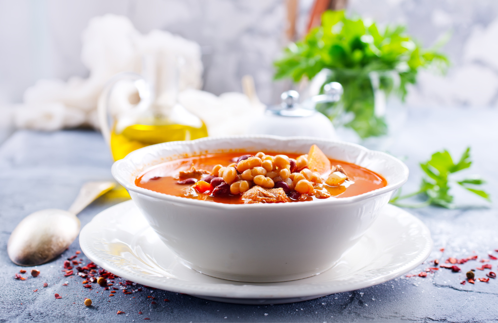 bean soup with pane di sotto typical dishes of Veroli.